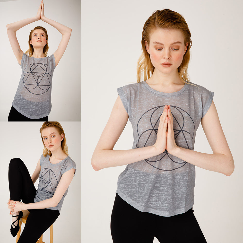 BiggDesign BiggYoga Namaste Gri T-Shirt