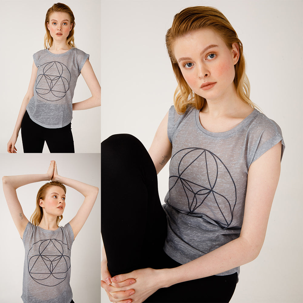 BiggDesign BiggYoga Namaste Gri T-Shirt