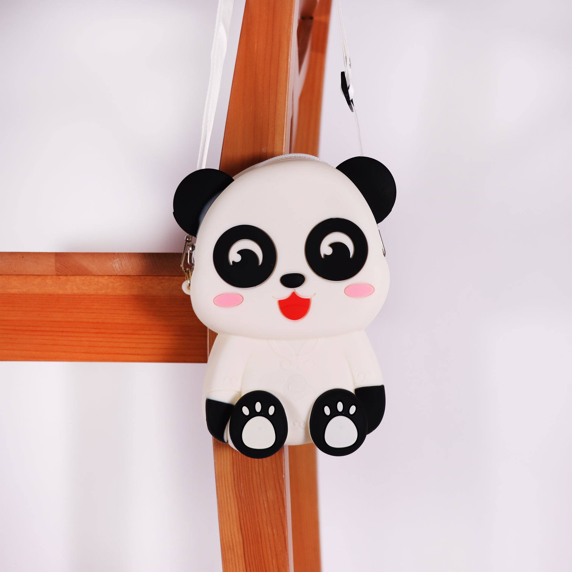 Ogi Mogi Toys Silikon Beyaz Panda Omuz Çantası