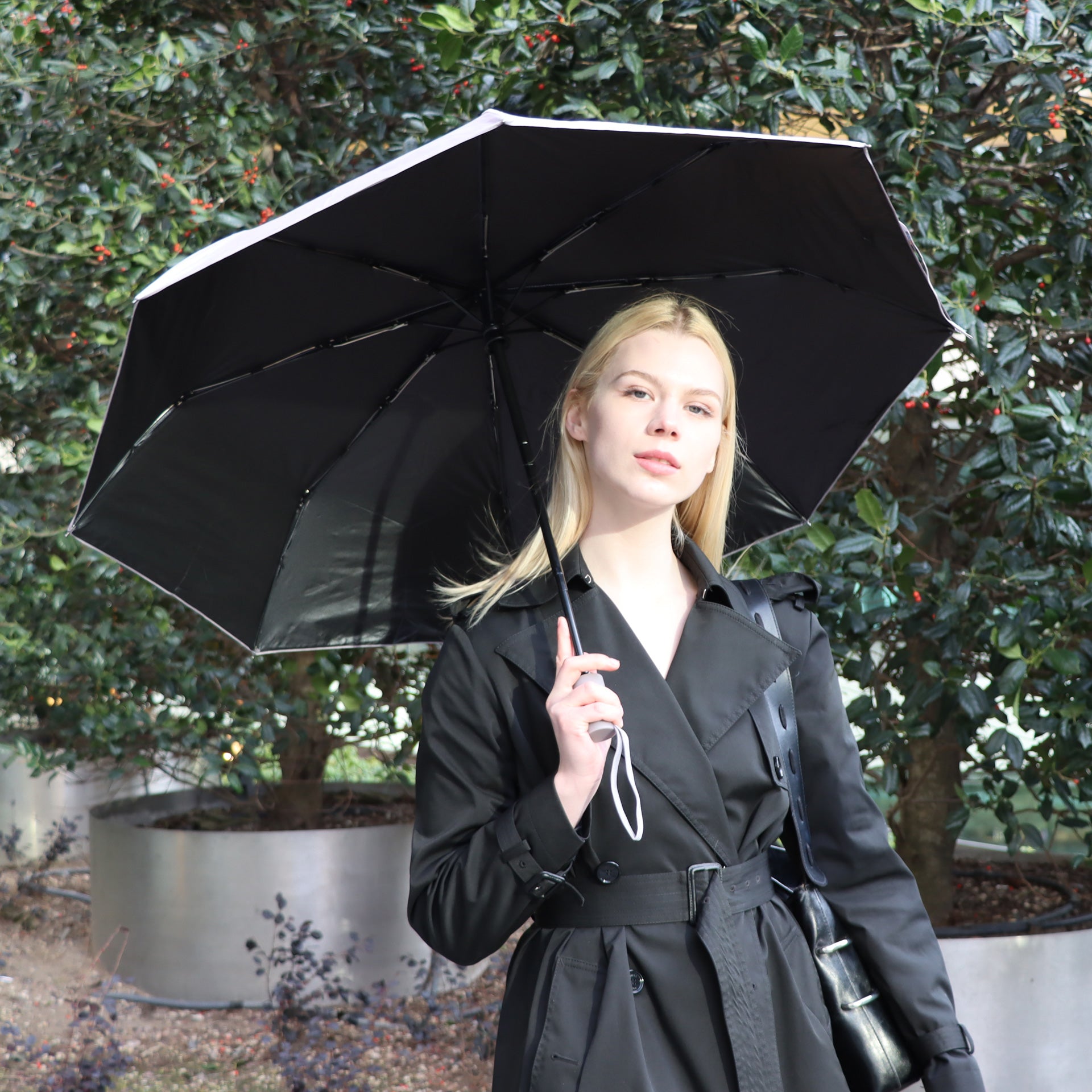 Biggdesign Moods Up Açık Gri Tam Otomatik UV Şemsiye, Rüzgara Dayanıklı, Hızlı Kuruyan, Çanta Boy