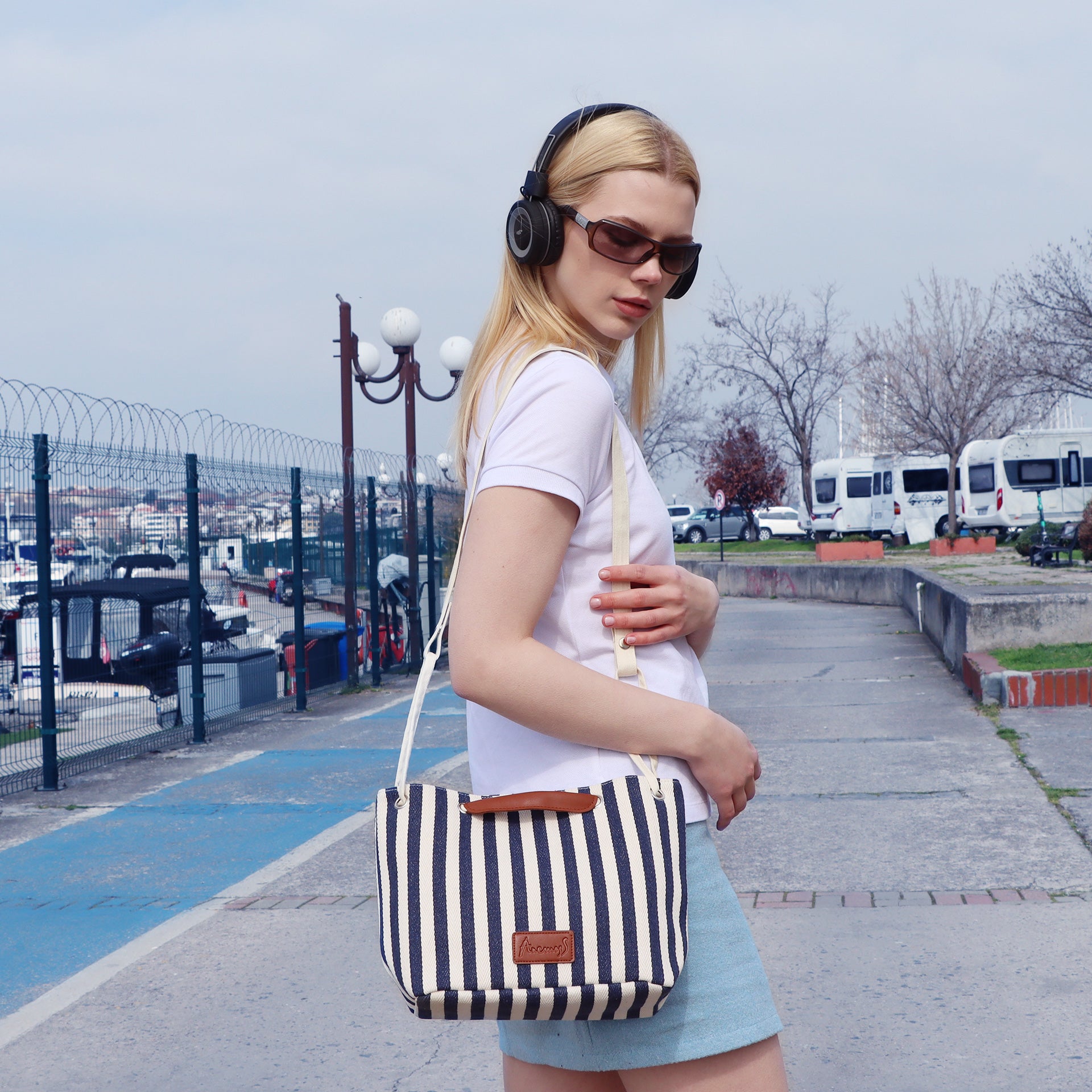 Anemoss Kadın Çantası Lacivert